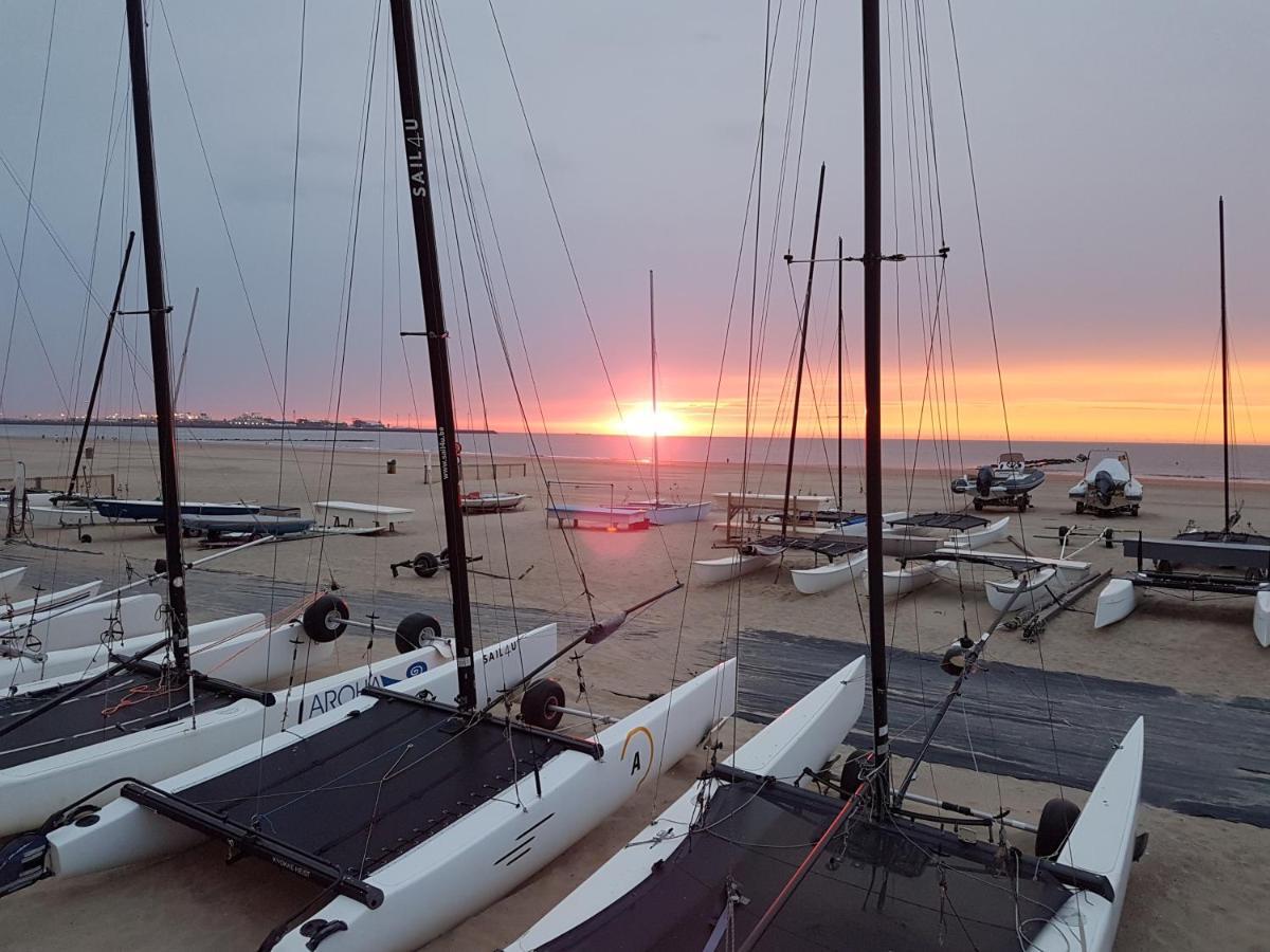 Nieuw App Met Tuin En Terras, Gratis Parking, Aan Zee, Vlakbij Brugge Apartment Duinbergen Luaran gambar